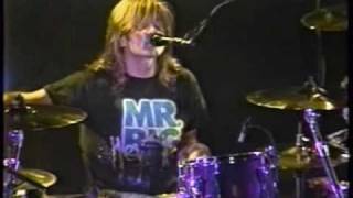 Pat Torpey Drum solo(Yesterday) in Live @ Budokan '96