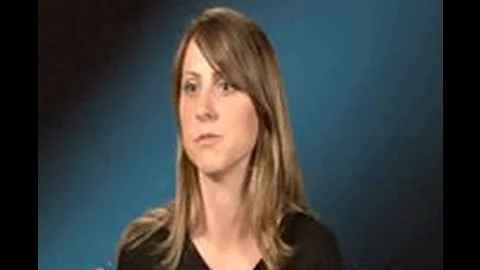 Julie  Riggs
