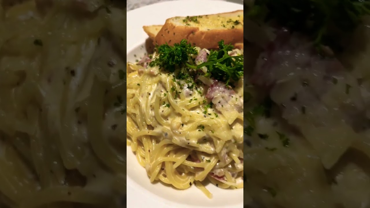 ⁣From sushi to pasta, pizzas, fish n chips & more from 📍House of Celeste. #chinesefood #sushi