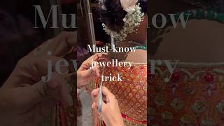 Dolly Jain's SECRET to Styling Your Long Necklace Perfectly Dolly Jain's SECRET to Styling Your Long Necklace Perfectly