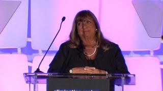 ET's Bonnie Tiegel Receives Phenomenal Woman Media Award