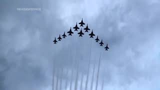 Watch Blue Angels and Air Force Thunderbirds flyover before White House UFC event