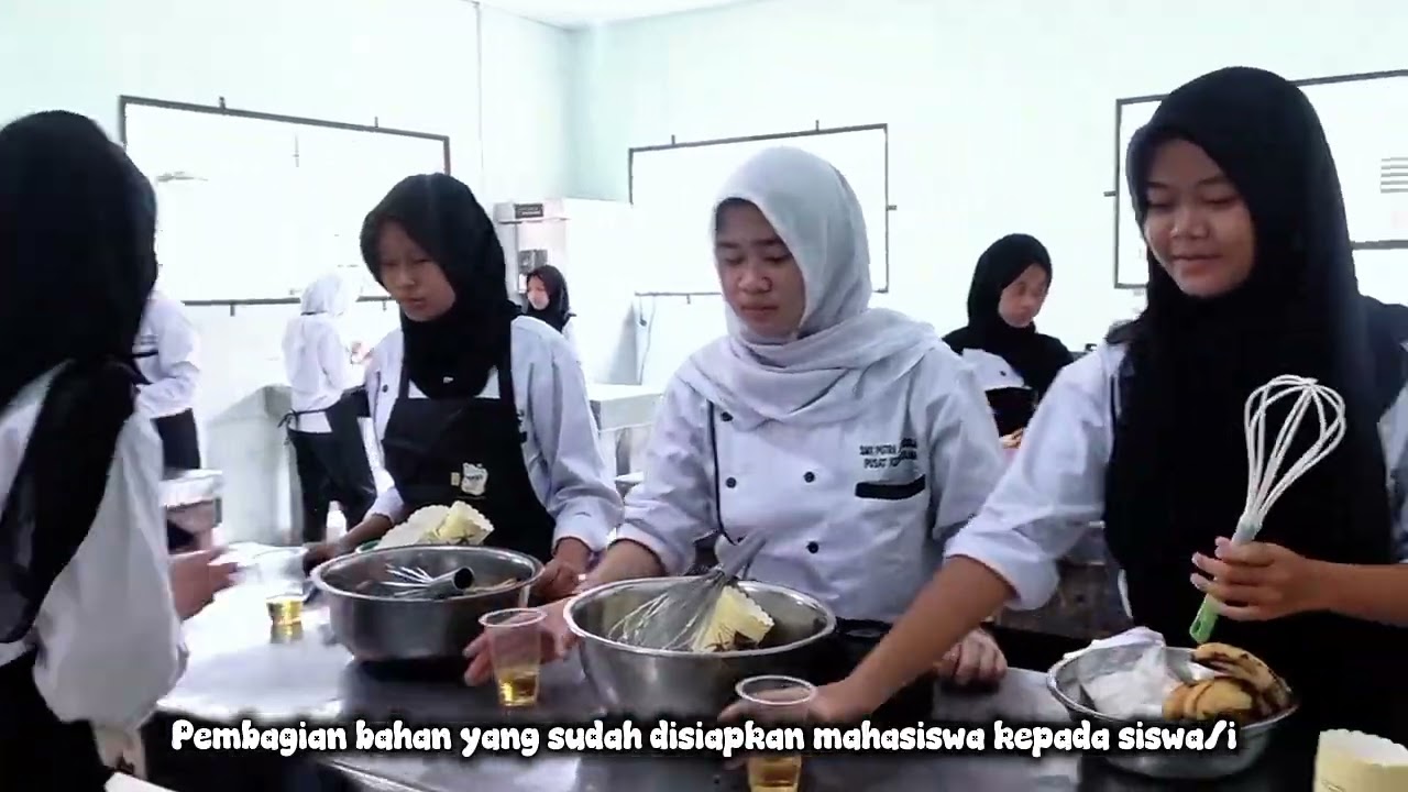 Video Penelitian Praktek Pengolahan Cake dan Kue (Bolu Pisang)