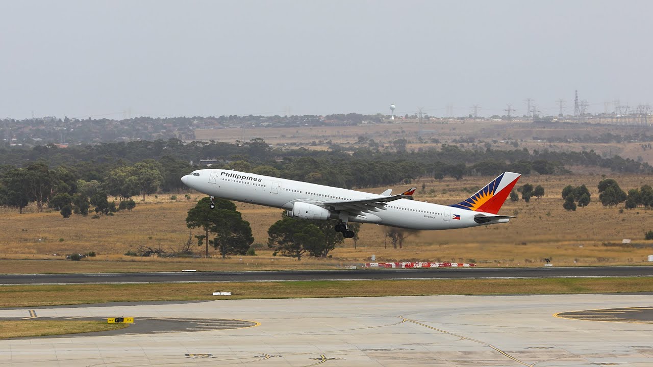 🔴 Spotting LIVE at Melbourne Airport [YMML/MEL] with ATC and ATIS (11