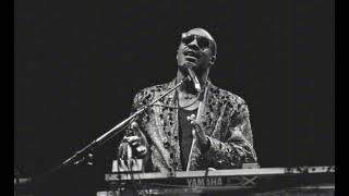 Stevie Wonder - Happier Than The Morning Sun (live)