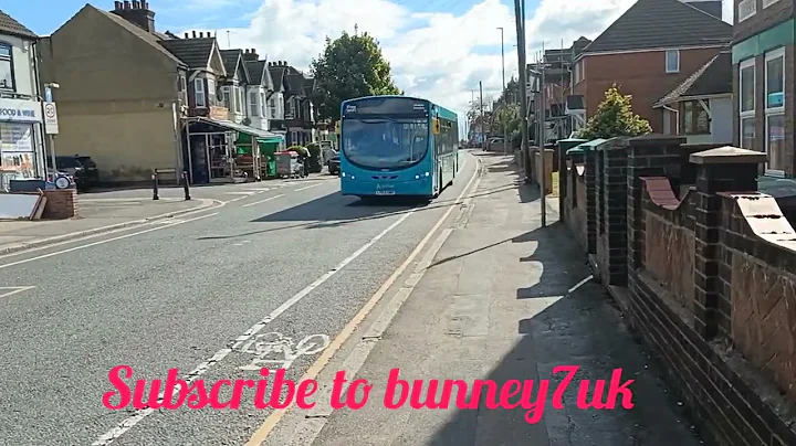 this is a walking video on marsh road leagrave road Luton UK