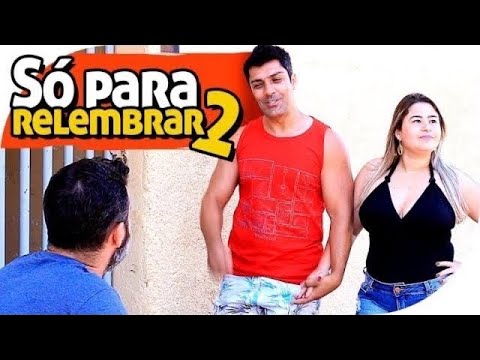 Amigo de olho na mulher do amigo