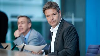 Habeck erwartet erheblichen Wirtschaftseinbruch und 2023 Rezession
