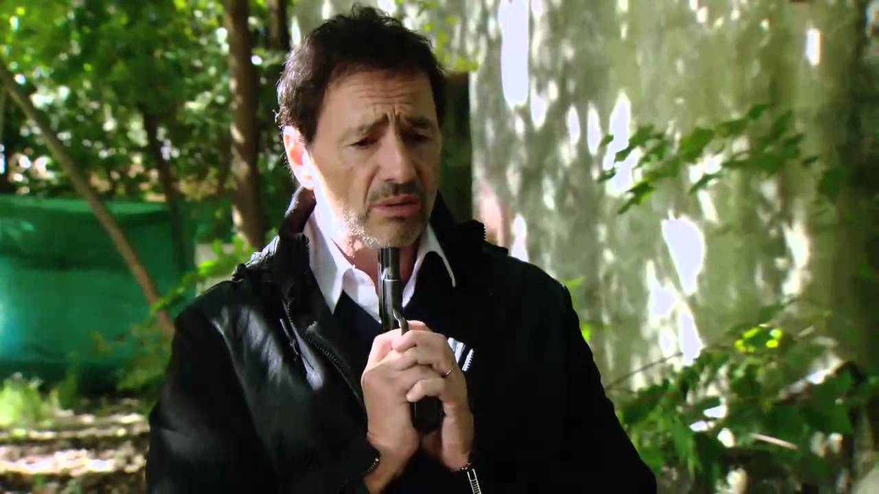 Mis amigos de siempre -  Asesinato en MADS