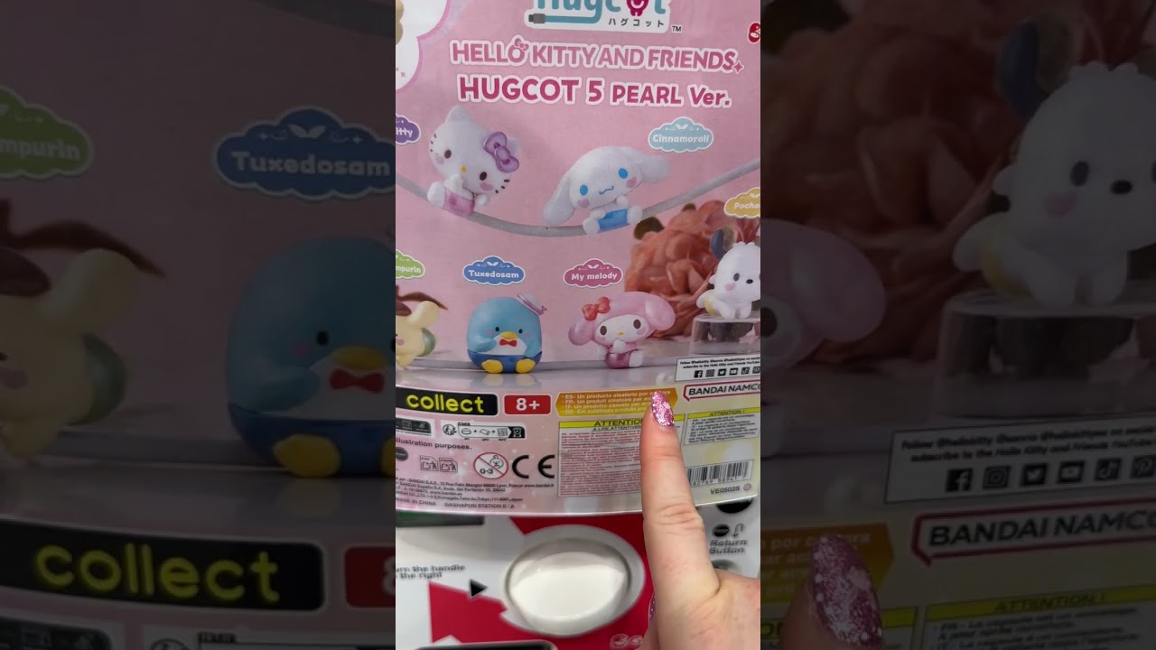 Let's try the Gachapon at the Bandai store in Paris! #gachaponParis #bandaiParis