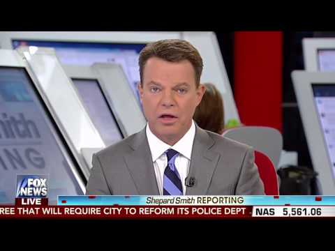 Video: Shepard Smith Neto vrijednost: Wiki, oženjen, porodica, vjenčanje, plata, braća i sestre