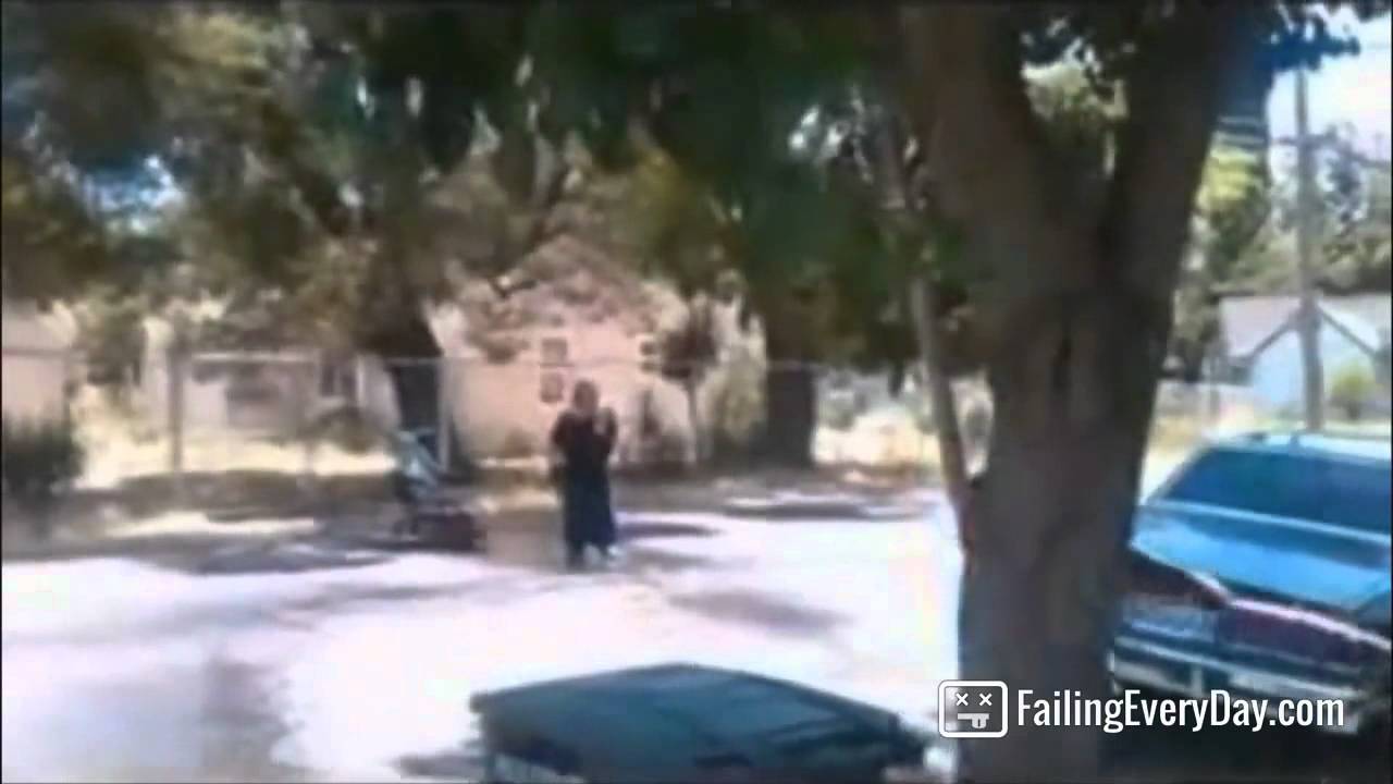 Huge 30 min Best Epic Fails Compilation 2012 30 minutos  para reirse xd