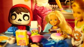 Hatchimals, Barbie's Halloween Pumpkin Carving, and Harry Potter!