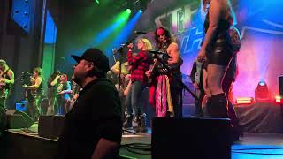 Eatin’ Ain’t Cheatin’ - Steel Panther Live In McKees Rocks