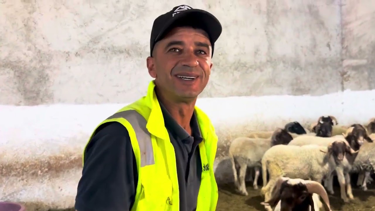 عبد النبي يبارك لكم العيد ويشكر جميع من تواصل معه في الهاتف 🫡