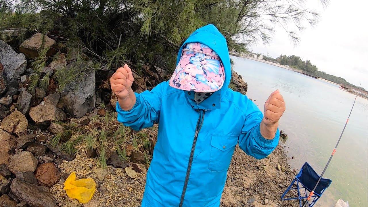 達人おばー60年の釣り人生で最高の1匹を釣る【けいこおばぁ】