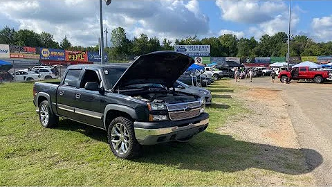 I gave Parker the basshead a demo! Some other footage and my first giveaway!