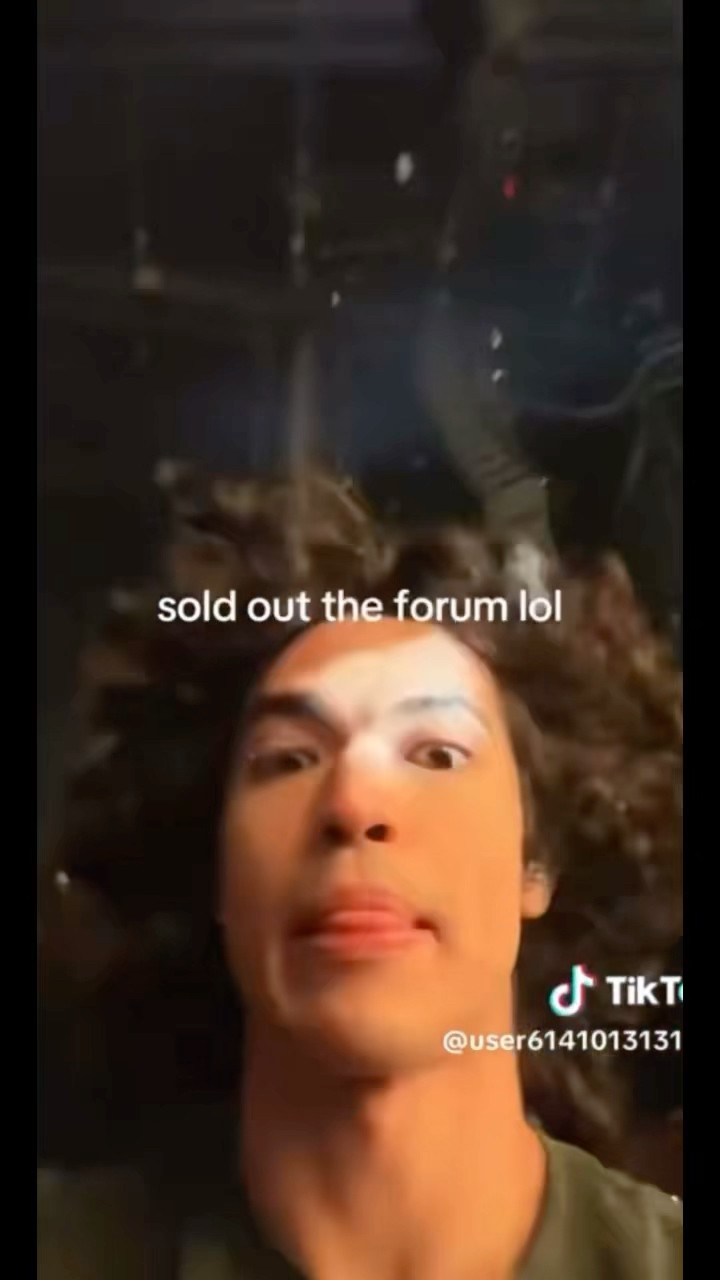 They grow up so fast ? #foundheaven #concert #coneheads #conangray #live #tour #tiktok
