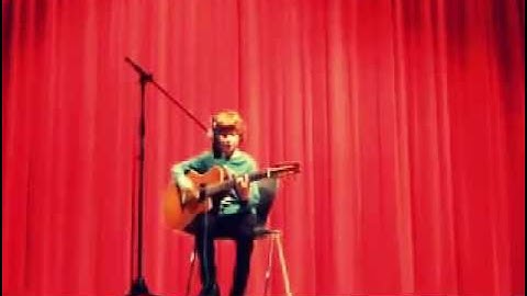 The Lazy Song (Bruno Mars) - Acoustic Live Cover by Leander