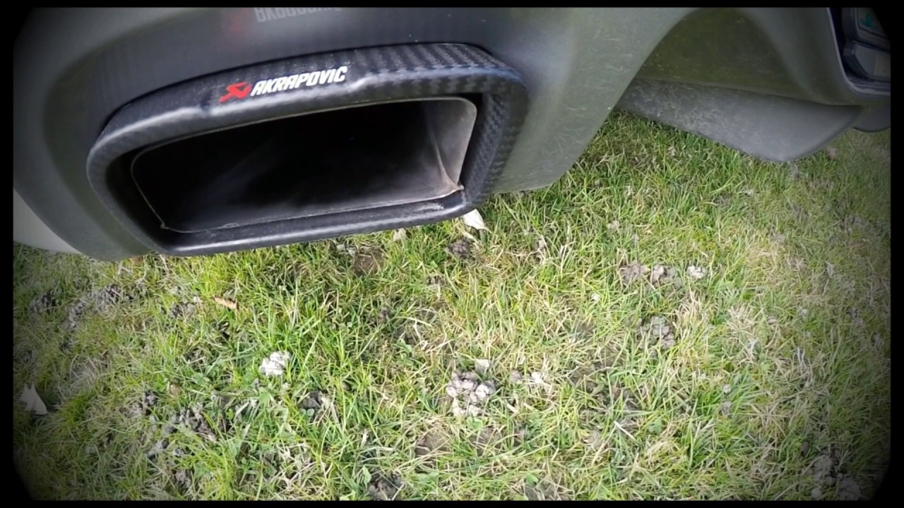 scarico akrapovic clio rs