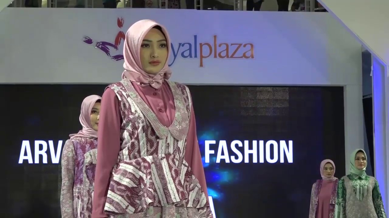 arva-school-of-fashion-x-moslem-festival-2019-youtube