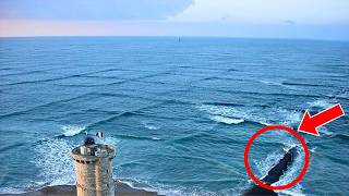 If You See Square Waves in the Ocean, Get Out of the Water Immediately If You See Square Waves in the Ocean, Get Out of the Water Immediately