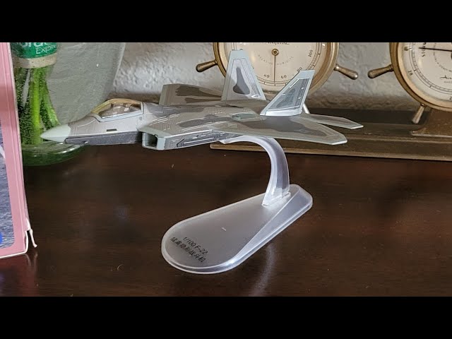 1/100 F-22 ラプター アシェット 1/100 F-22 ラプター アメリカ空軍