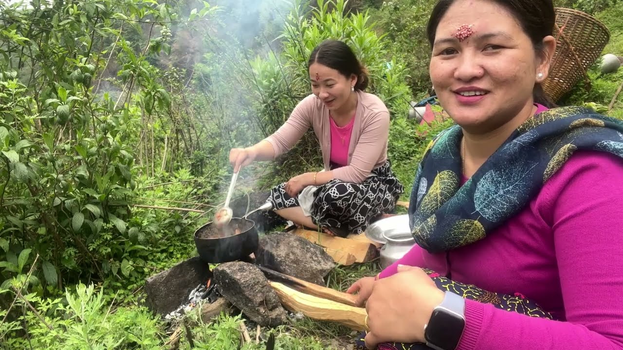 #कुलपूजामा जंगलमा मज्जाले मासुभात खाइयो#tangting village# villlagelife#