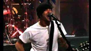 Godsmack - Cryin&#39; Like a Bitch ( LIVE )