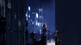 Do you remember us singing "us." in Amsterdam last year?