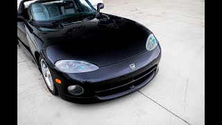 1994 Dodge Viper RT10 Driving Video