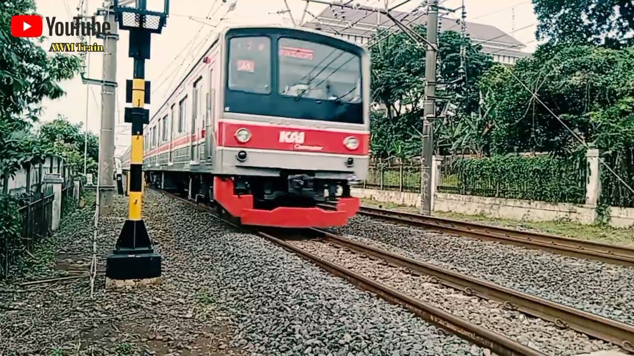 Makin Sore Makin Rame Yang Lewat.