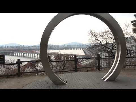 옥수동 달맞이 근린공원 <strong>등산로</strong> .
