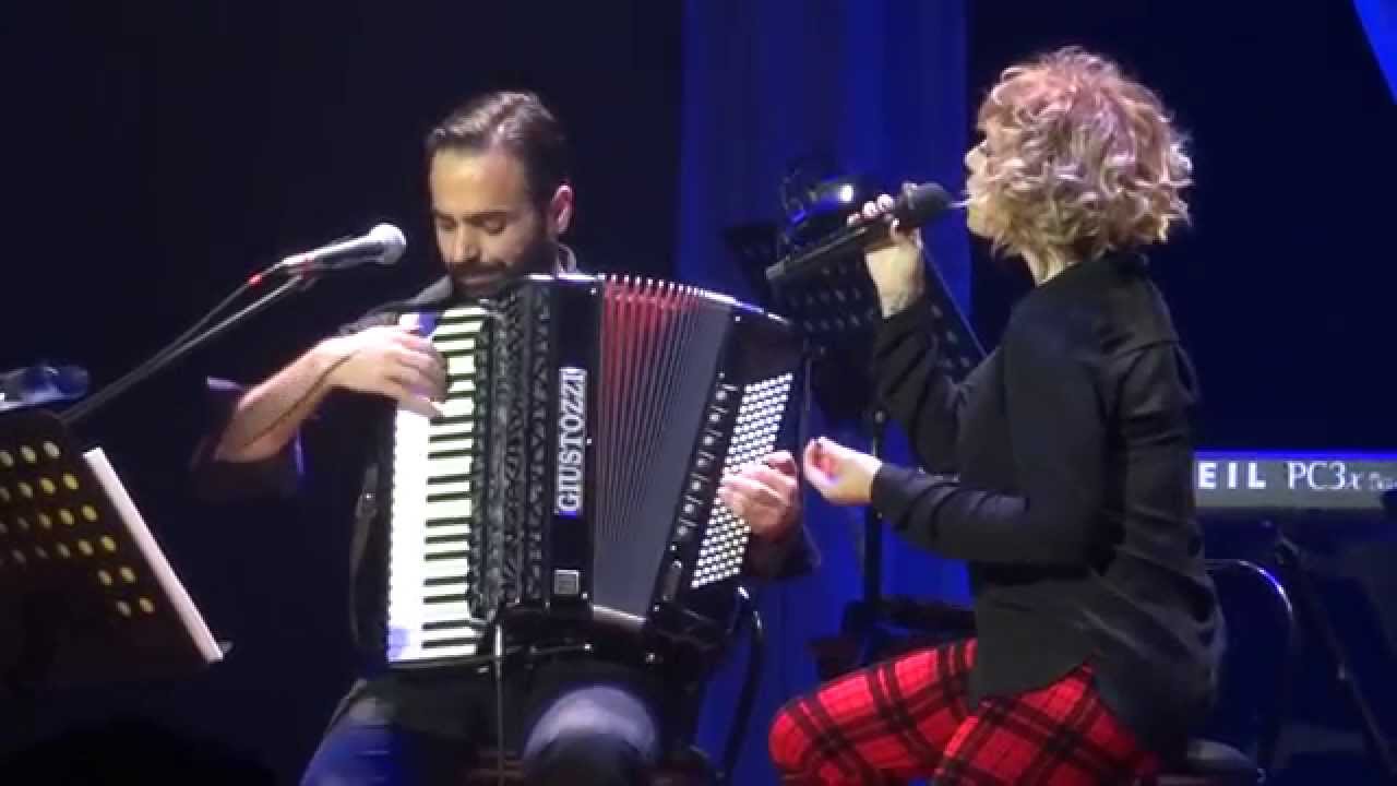 Μη τον ρωτάς τον ουρανό/Η σκλάβα/Θέλω να τα σπάσω - Ελεωνόρα Ζουγανέλη | Άνοδος live stage