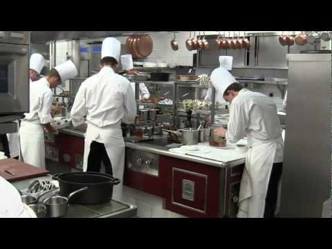 3 Michelin Louis XV at service in Monaco