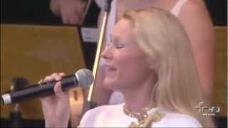 Abba - Dancing Queen (Virada Cultural - São Paulo 16.05.2010) (Full HD) chords