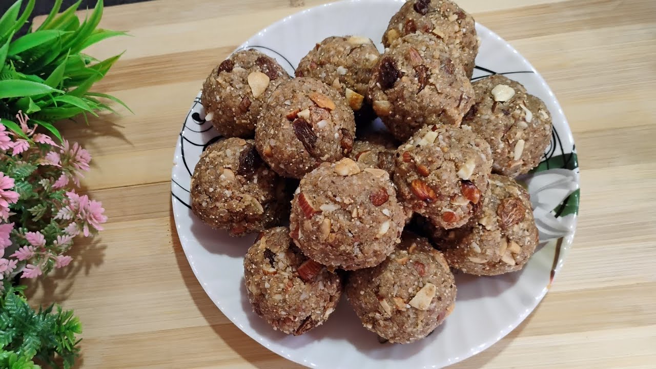 सर्दी-सर दर्द-कमर दर्द दूर भगाये, सबसे सेहतमंद लड्डू  गुड़-  गोंद के लड्डू  | Gond Dry Fruits Laddu