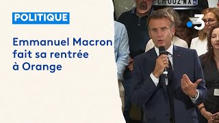 Emmanuel Macron fait sa rentrée à Orange