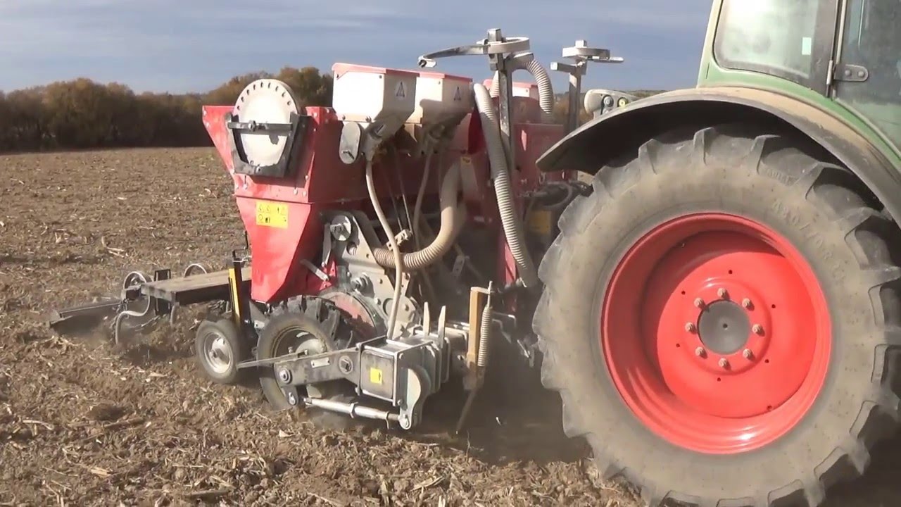 Plantadora Neumática de Ajo.