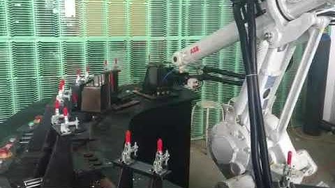 Golden Laser | ABB robot arm laser welding machine for pipe welding in Vietnam