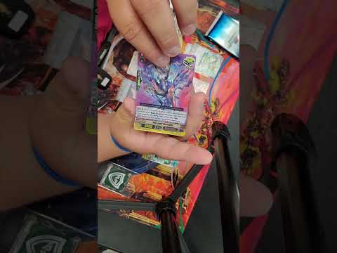 Cardfight Vanguard! History Collection P&V Box Opening 1