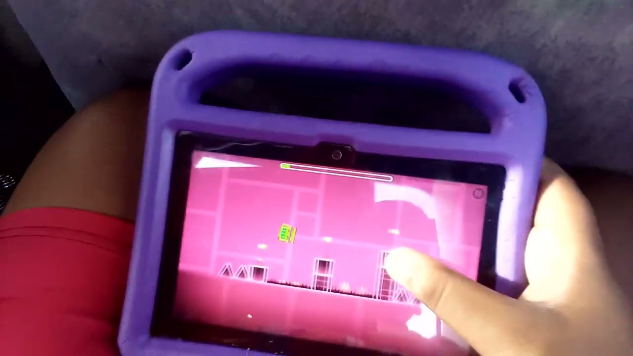 Shark Puppet Plays Geometry Dash! (Part 3)