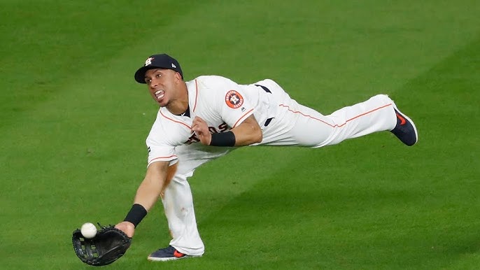 Brantley lifts grand slam in the 1st inning 