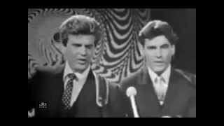 The Everly Brothers - Gone, Gone, Gone (Warner Brothers Records - 5478) chords