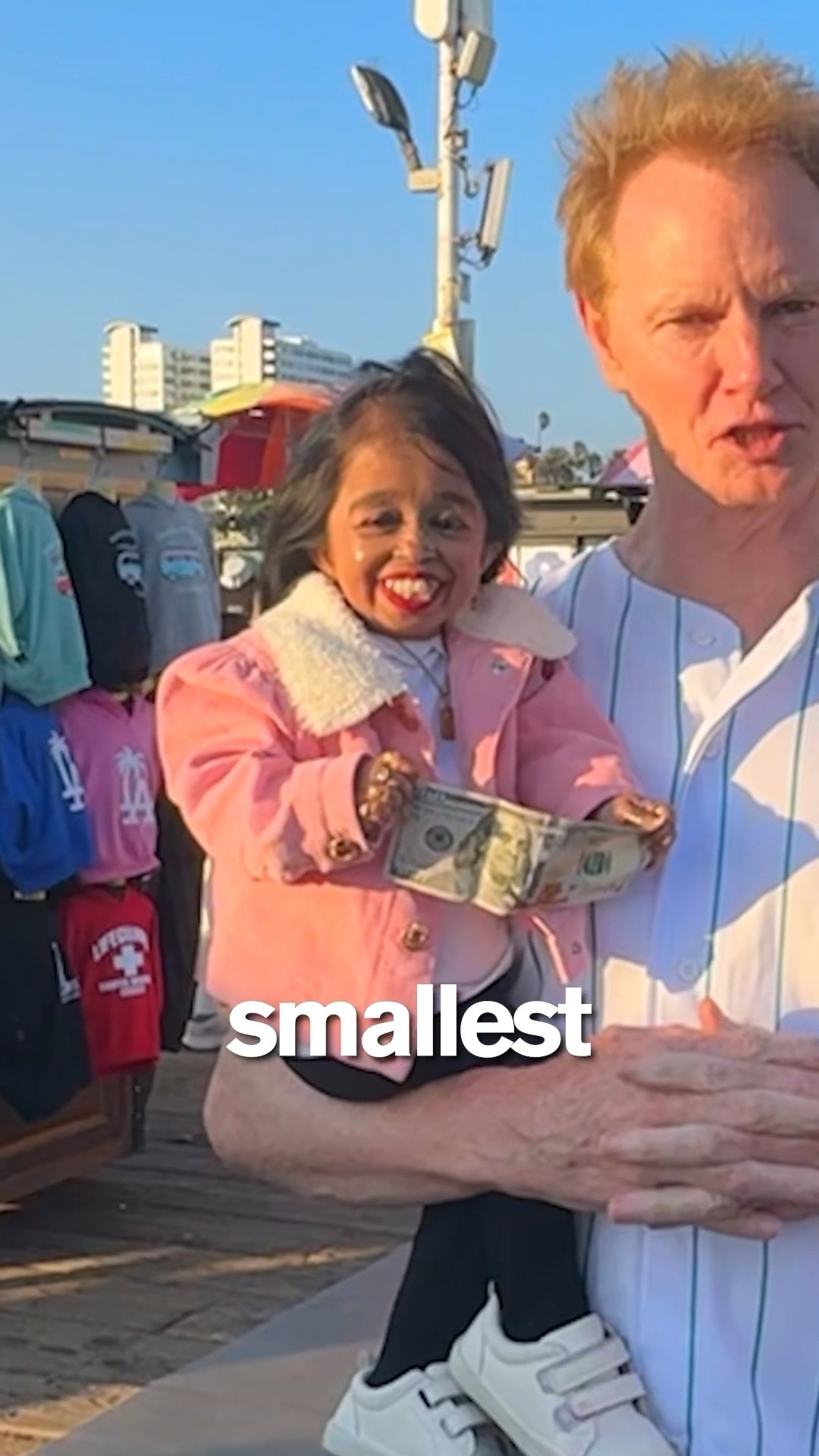 GUESS THE AGE of WORLD'S SHORTEST WOMAN for $100 #shorts