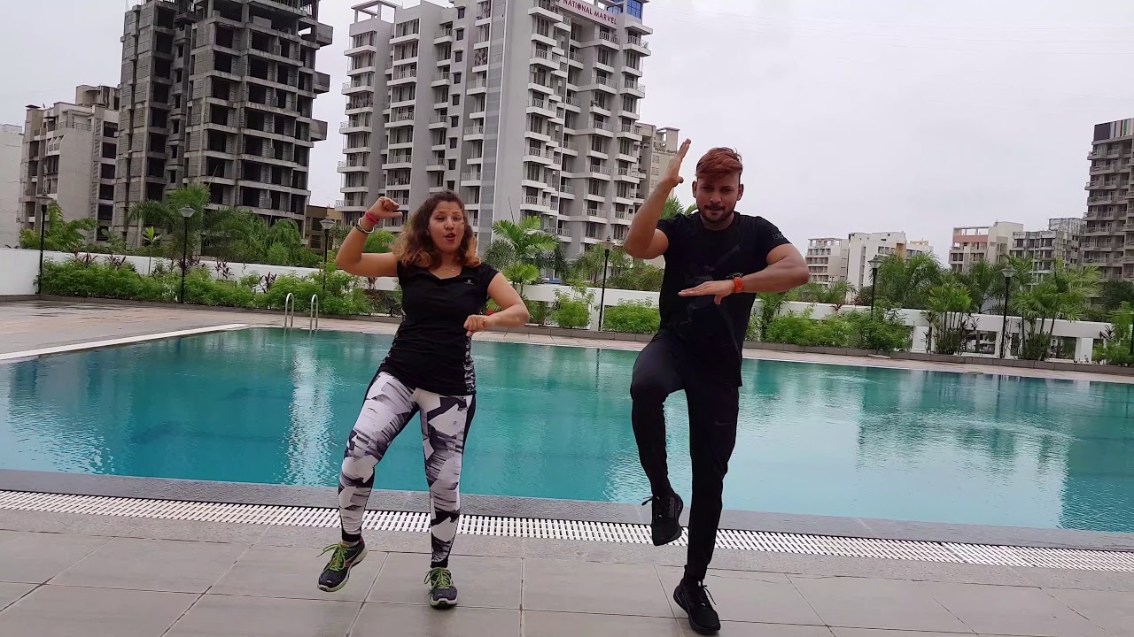 Bachke Rehna Re Baba  BollyBeats choreography   By Anuradha and Suresh