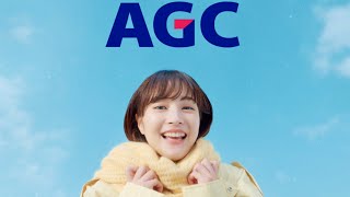 広瀬すず、粉雪が舞うなか駆け寄ってくる姿が可愛い！／AGC CM