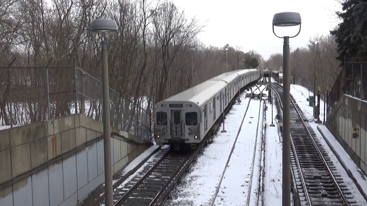 Subway Action on the Bloor Danforth Line - YouTube