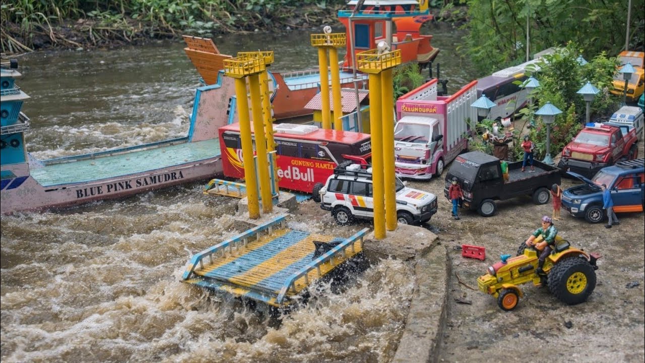 Antrian mobil carry.truck.bus.tracktor menaiki kapal Ferry @wongrc406 
