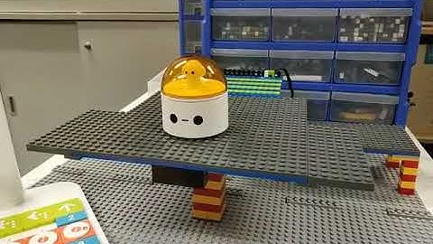 Matatalab climbs upstair